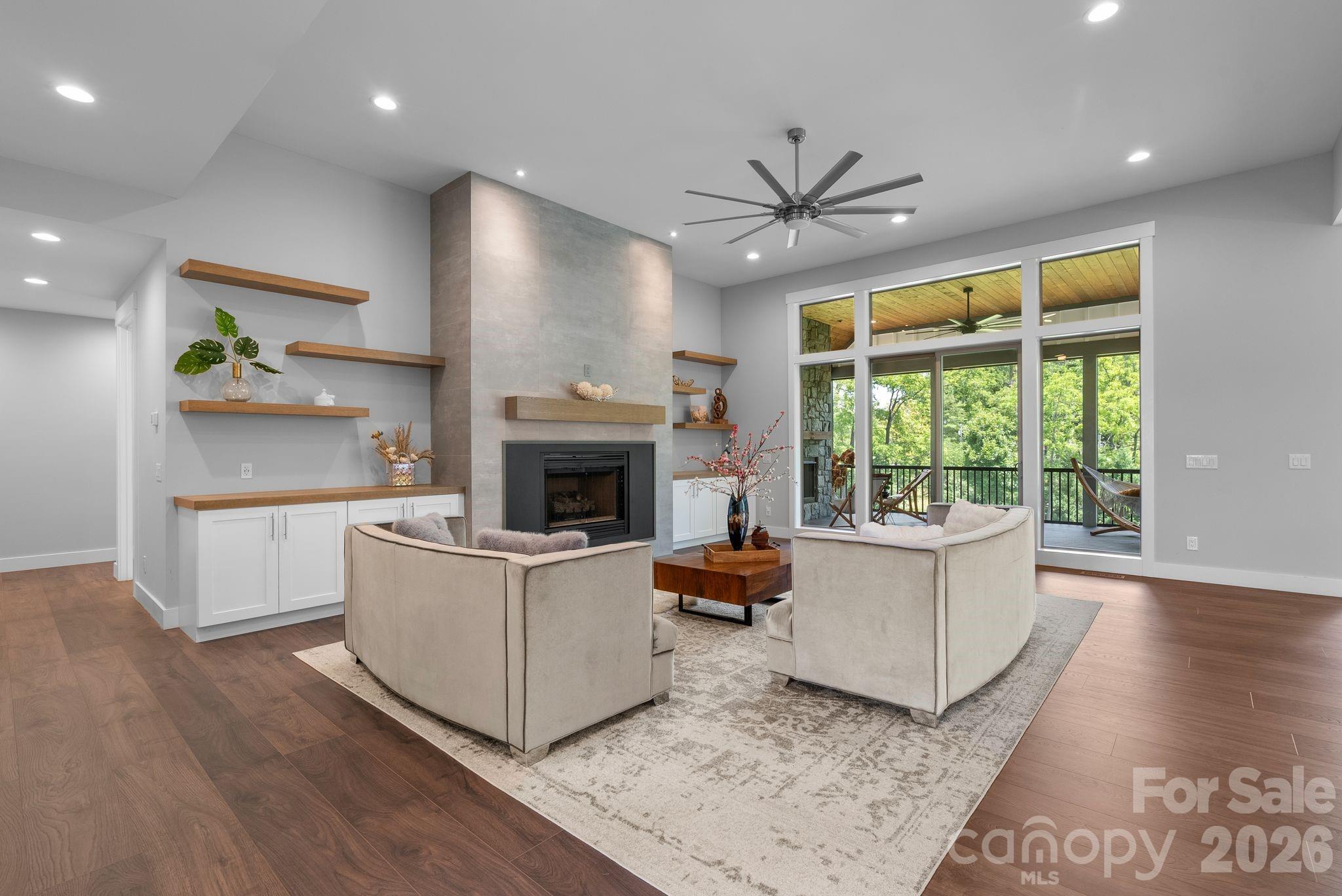 Mills River Crossing - Residential