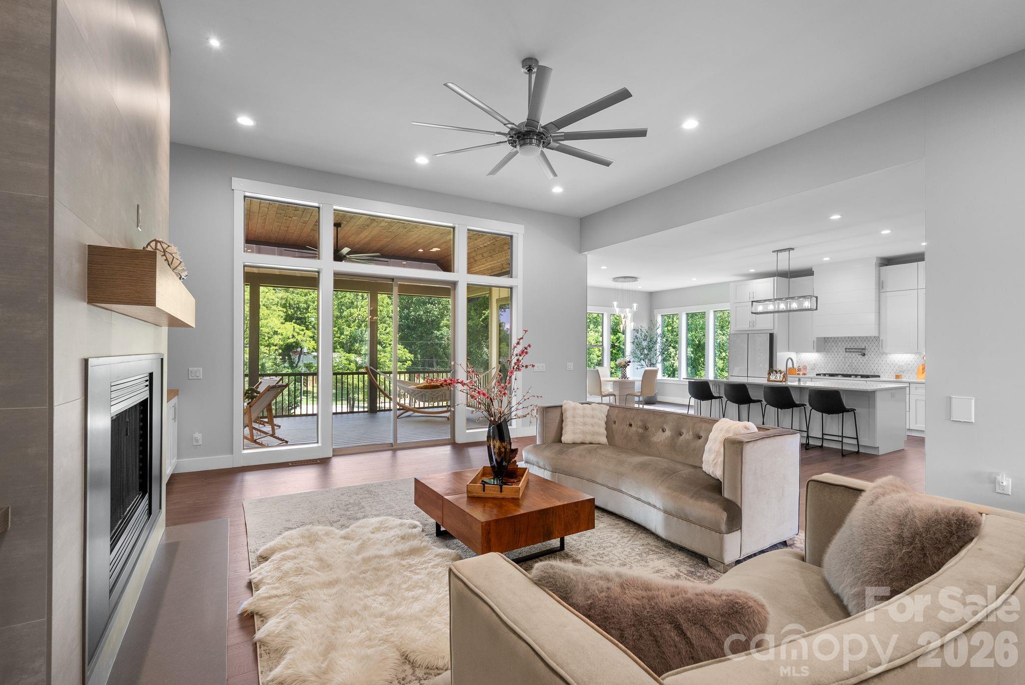 Mills River Crossing - Residential