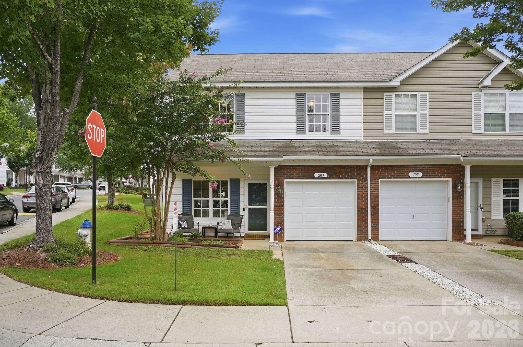 Cascades at River Crossing - Residential