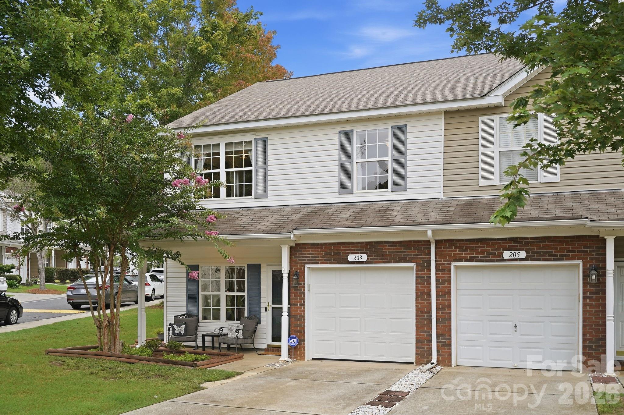 Cascades at River Crossing - Residential