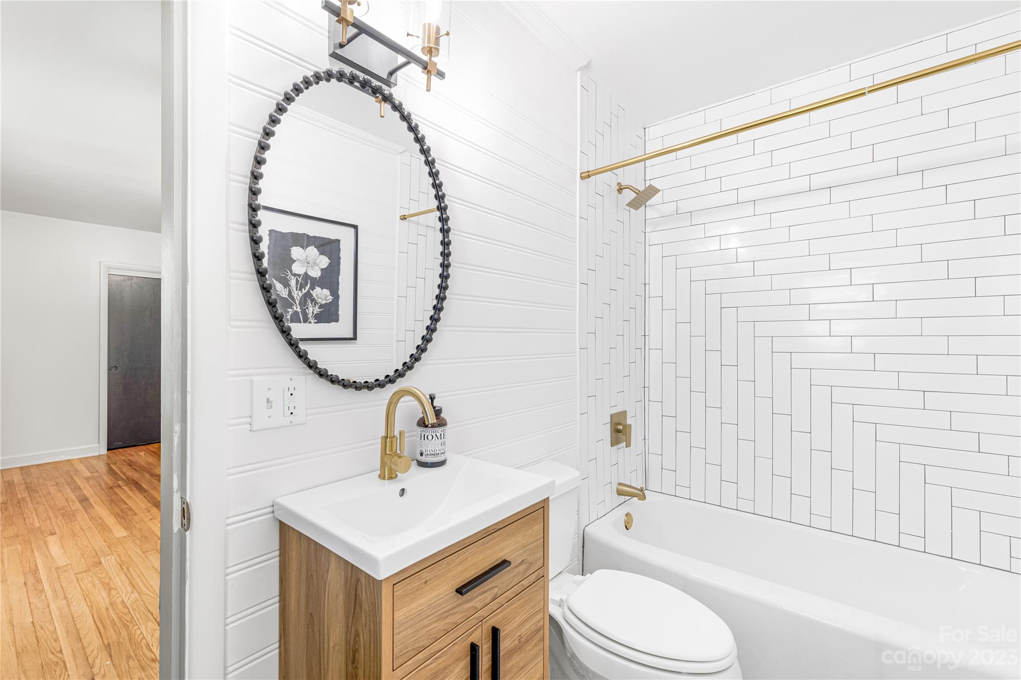 Roland Park - Residential