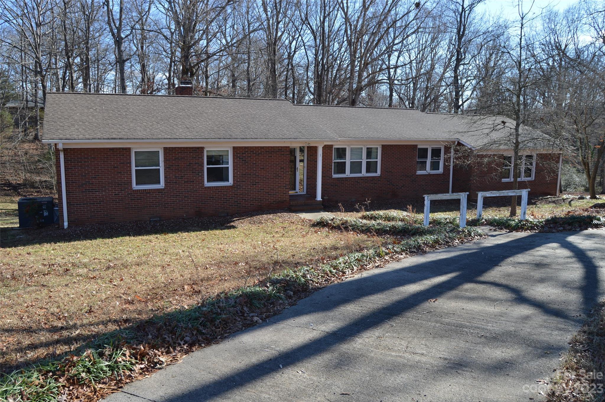 This spacious house is minutes away from down town Troutman. Three bedroom, three bathroom house with practical floor plan. Basement is partially finished with ample ceiling height for finishing out for additional living space. It is also only a few miles away from the Lake Norman State Park and City of Mooresville. No septic records on file with Iredell County.