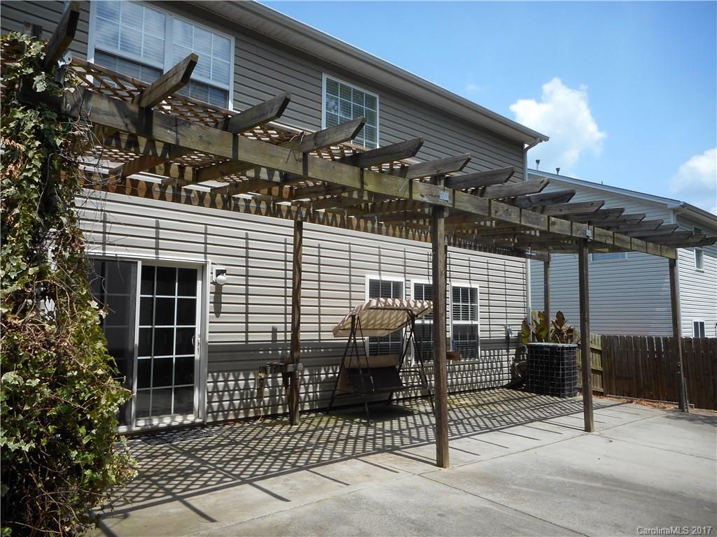 English Trails - Residential Lease