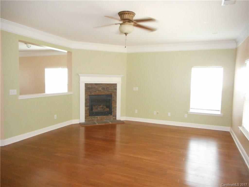 English Trails - Residential Lease