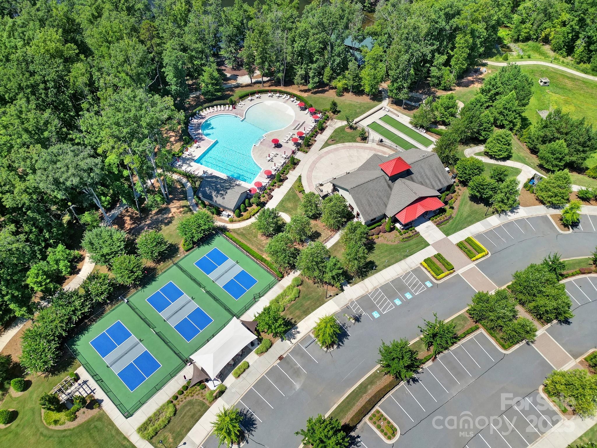 Tree Tops - Residential