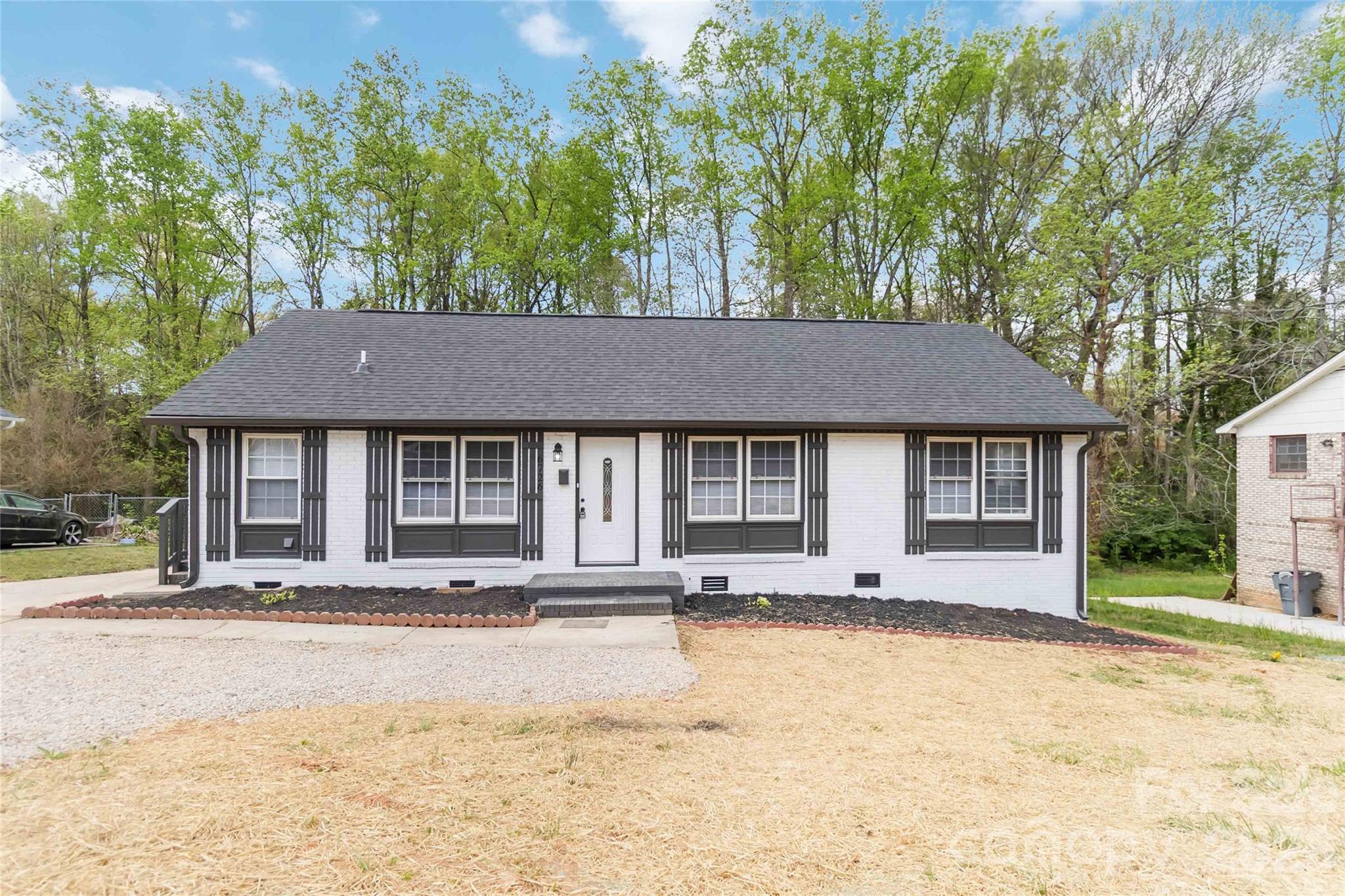 Charming Renovated Home in Established Charlotte Neighborhood! ?

Welcome to 6726 Barrington Dr, a beautifully updated 3-bedroom, 2-bathroom home located in a quiet, established neighborhood in East Charlotte. This move-in ready property offers the perfect blend of modern upgrades and classic charm, making it ideal for first-time buyers, downsizers, or investors.
Step inside to discover a bright and inviting layout with updated finishes throughout. The home features a spacious living area, a refreshed kitchen with modern touches, and comfortable bedrooms designed for everyday living. Recent improvements include a brand-new roof (2025), giving peace of mind for years to come.
Situated on a generous lot, the outdoor space provides plenty of room for entertaining, gardening, or simply relaxing. Conveniently located just minutes from Uptown Charlotte, shopping, dining, and major highways, this home offers both comfort and accessibility.
Don’t miss this incredible opportunity to own a beautifully updated home at an affordable price—schedule your showing today!