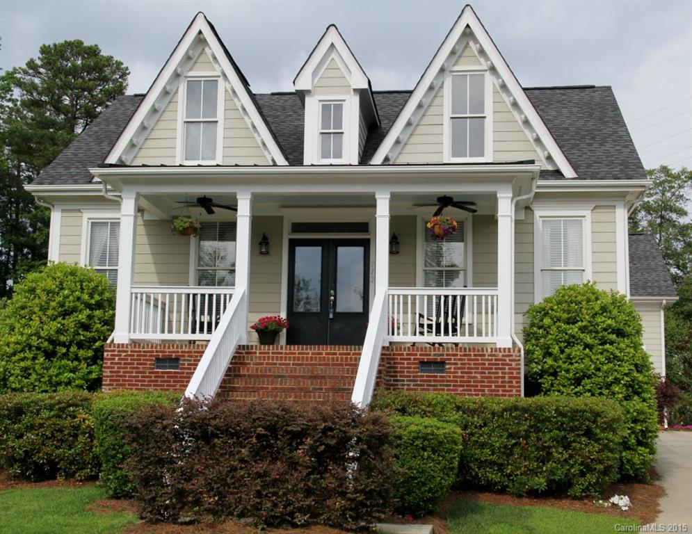 Pristine 3BR/2.5BA Baxter Ranch situated on an oversized lot!  The open concept layout is filled with natural light, gourmet kitchen w/ granite countertops, hardwood floors, huge bedrooms, fenced yard, and much, much more!  The pocket park across the street is the perfect place to host a neighborhood cookout.  Start your morning out with a coffee on the spacious, southern front porch. You have to see this property to believe the value!!!  Also available to lease at $2400/month.