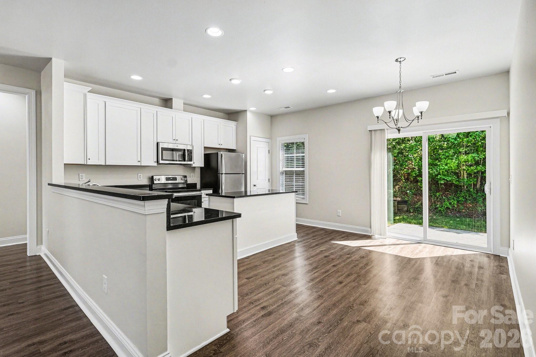 Poplar Cove - Residential