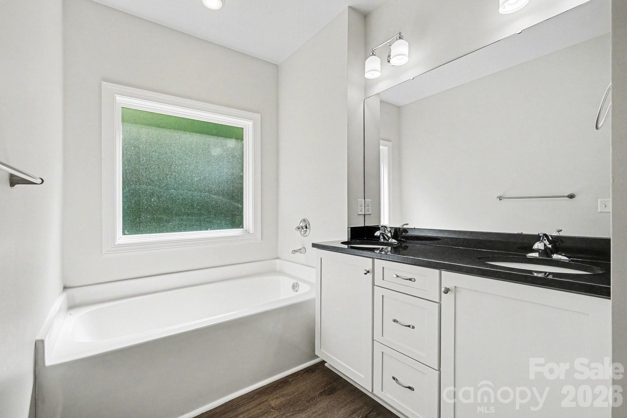 Poplar Cove - Residential