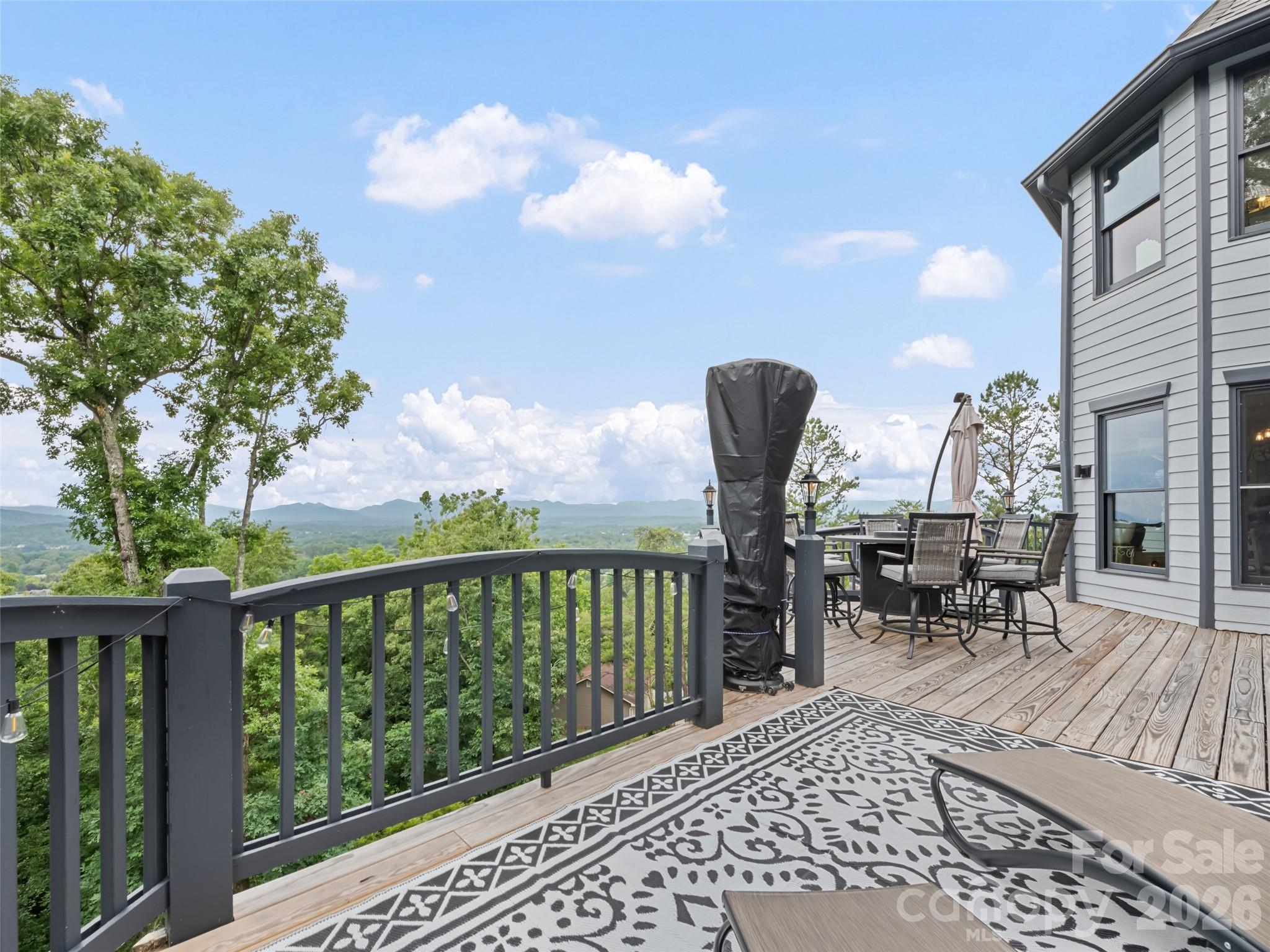 Hamburg Mountain - Residential