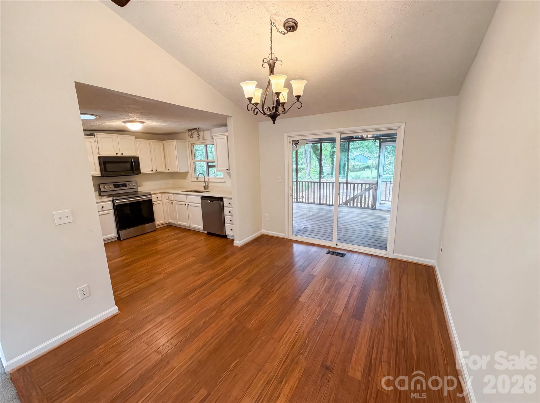 Piney Grove - Residential