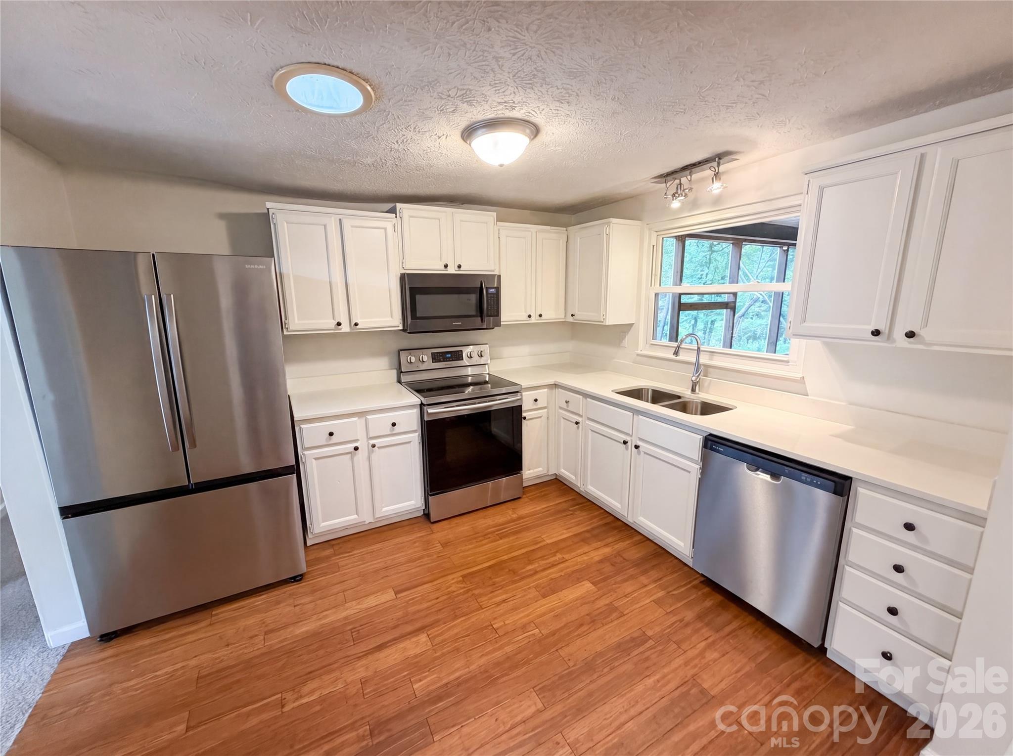 Piney Grove - Residential