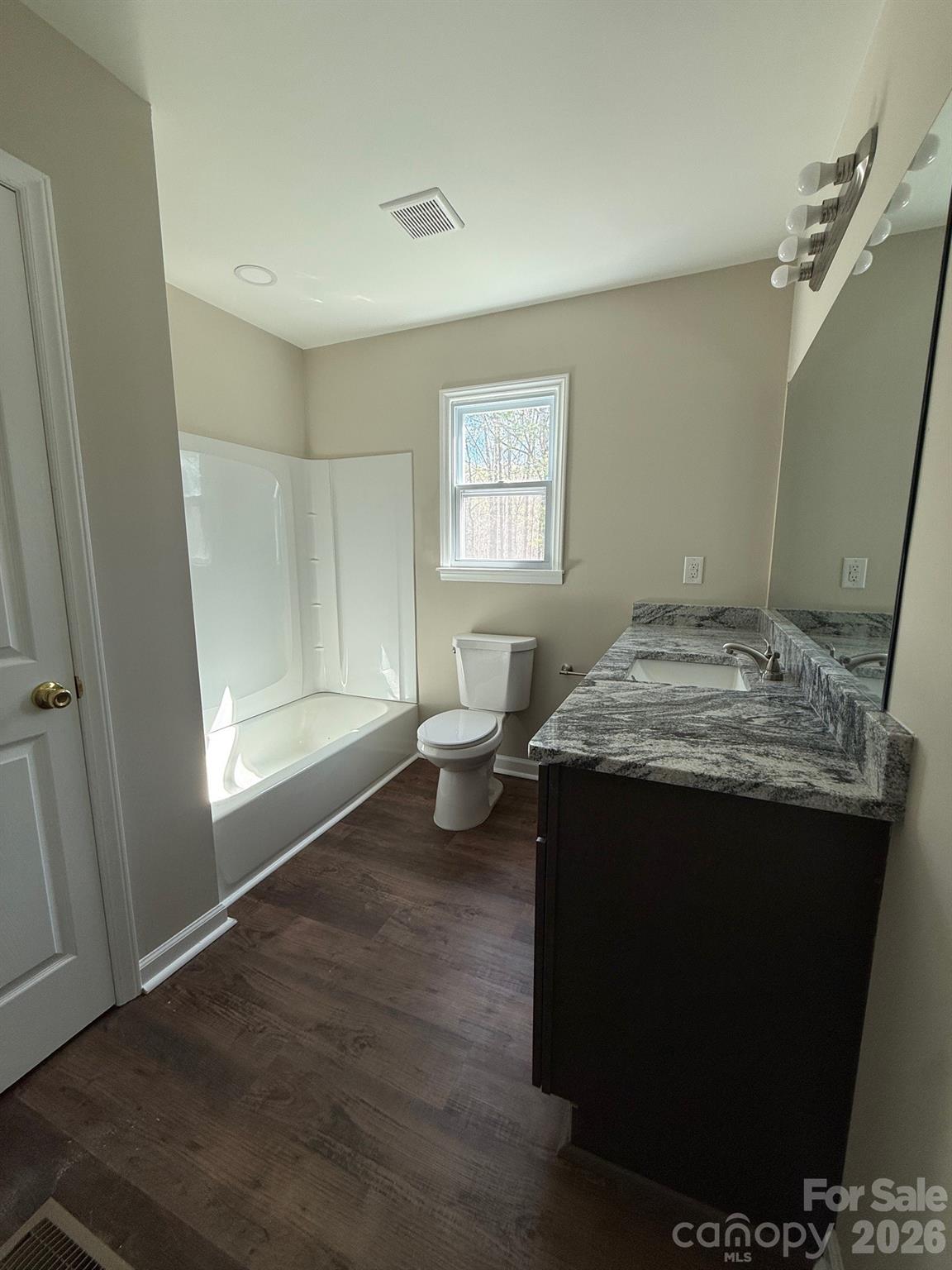 Landsdowne - Residential