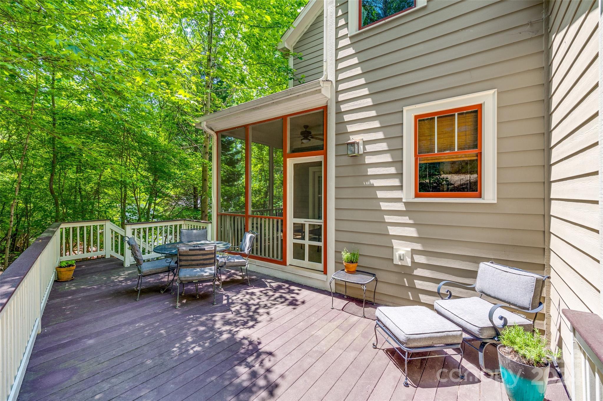 Tega Cay - Residential