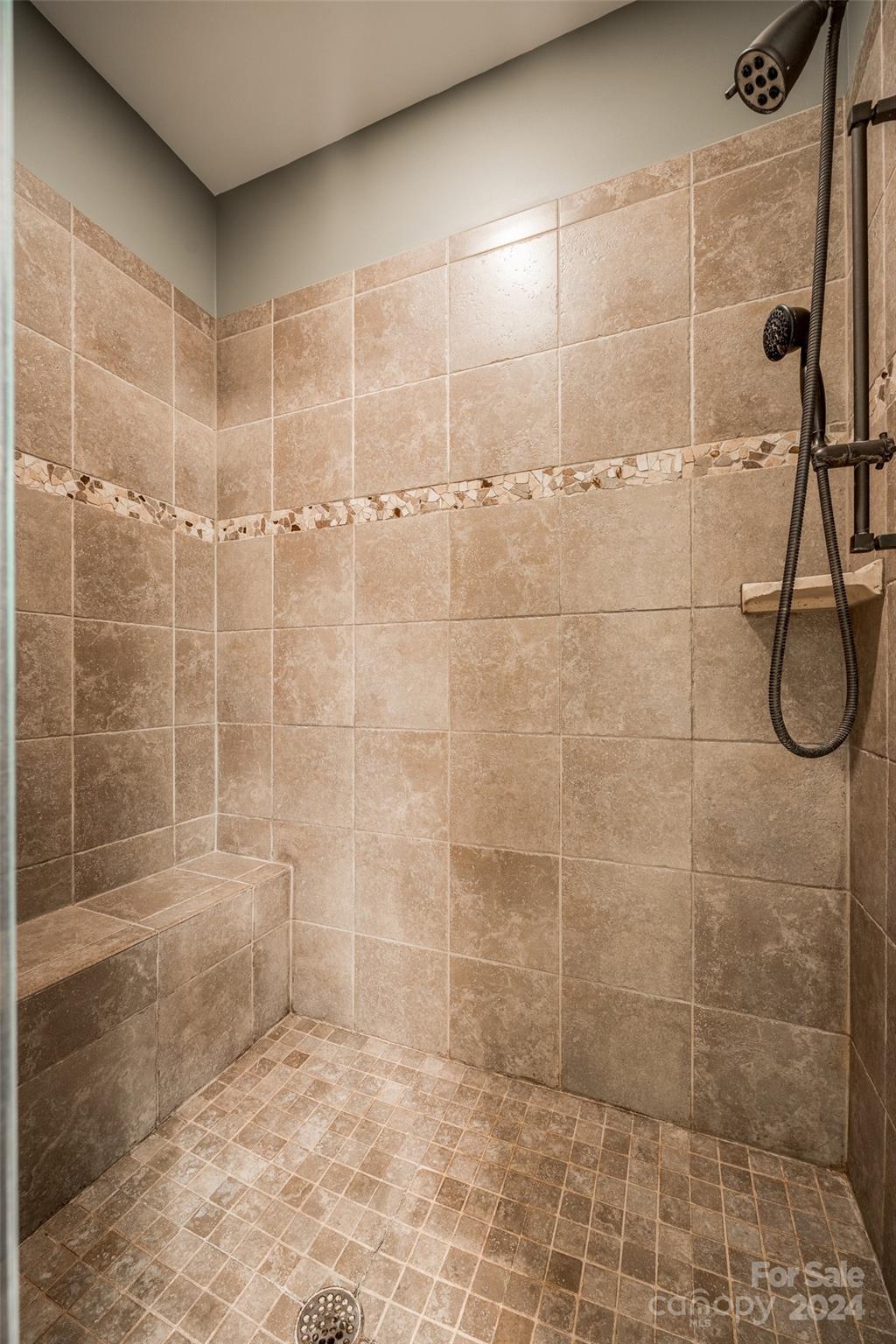 Tega Cay - Residential
