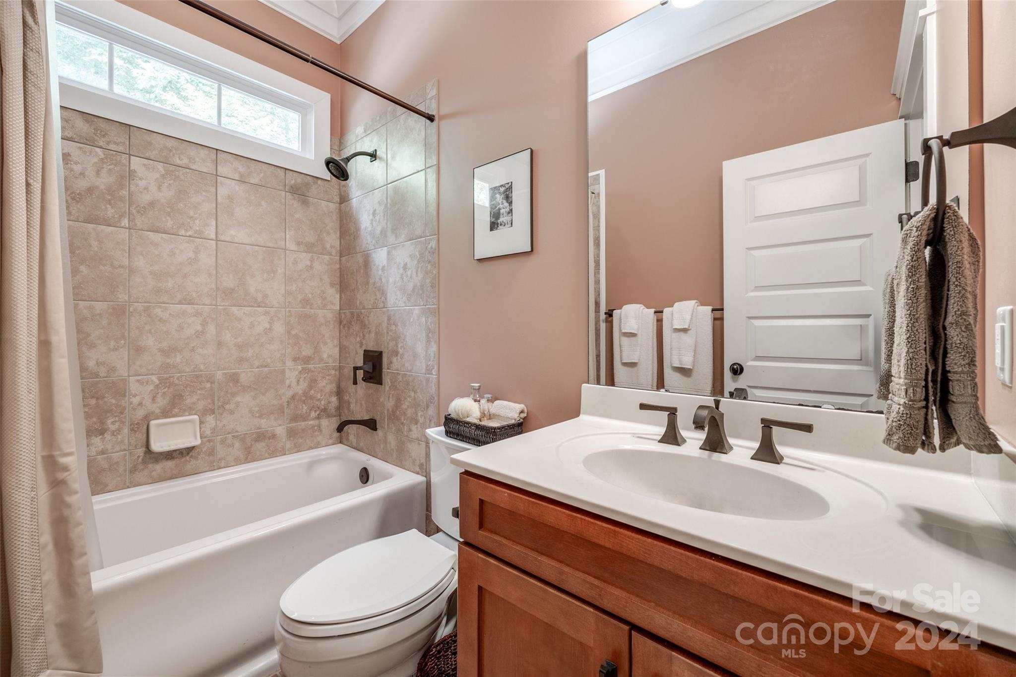 Tega Cay - Residential