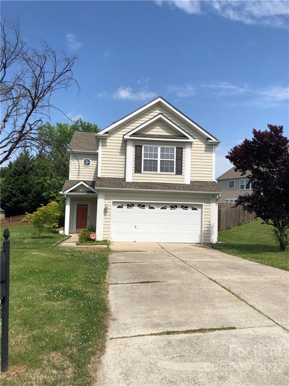 Beautiful two story home in a cul-de-sac in desirable Fort Mill. Main floor is all beautiful tile, tons of archways. The two story foyer brings you into the great room with a gas fireplace and tons of windows. The dining room is huge and is open to the great room and updated kitchen with a peninsula, SS appliances, granite countertops, mosaic backsplash. Backyard is large and fully fenced in with a shed and beautiful trees. Upstairs the laundry room comes with washer/dryer. Primary bedroom has two walk in closets, dual sinks with a separate garden tub and walk in shower. Two guest bedrooms share a hall bath, all bedrooms have ceiling fans. available for immediate move in. Two car garage. community amenities features pool, playground and basketball court.