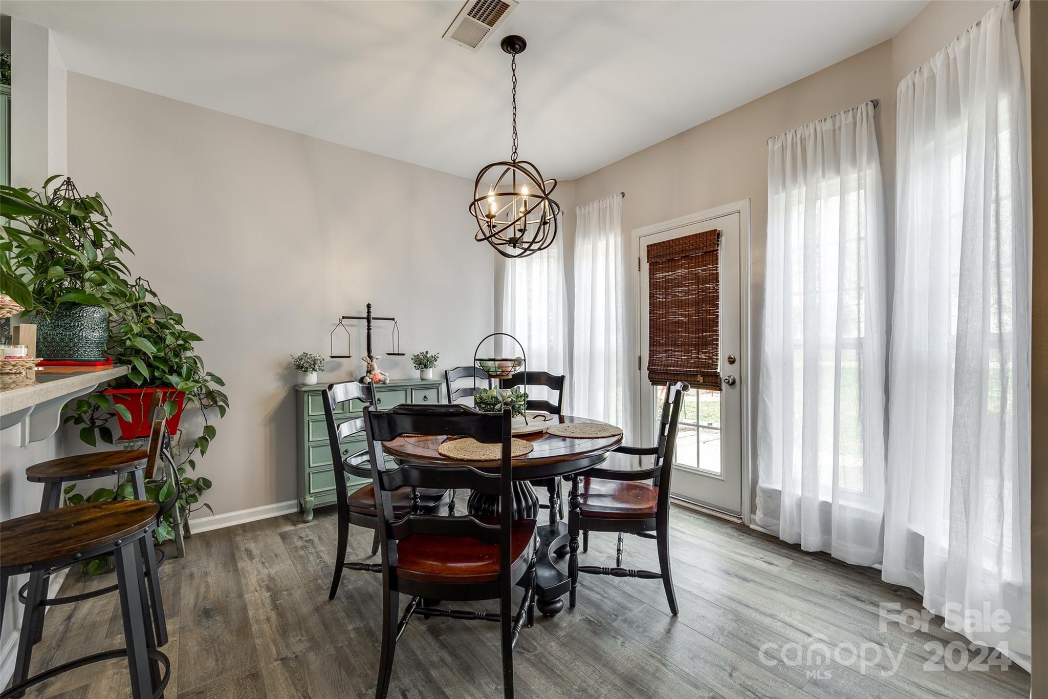 Ridge Pointe - Residential