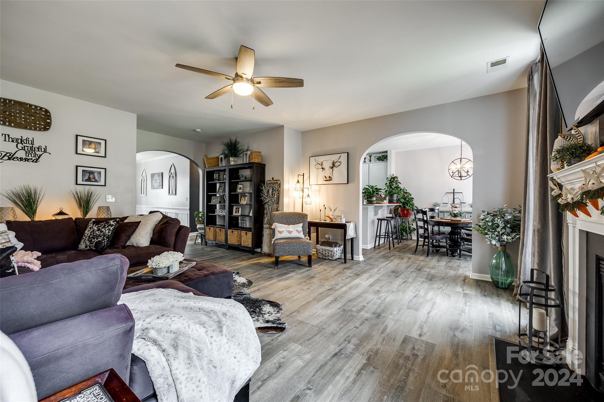 Ridge Pointe - Residential
