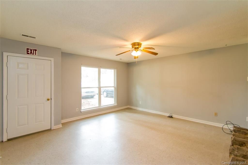 Hickory Ridge - Residential