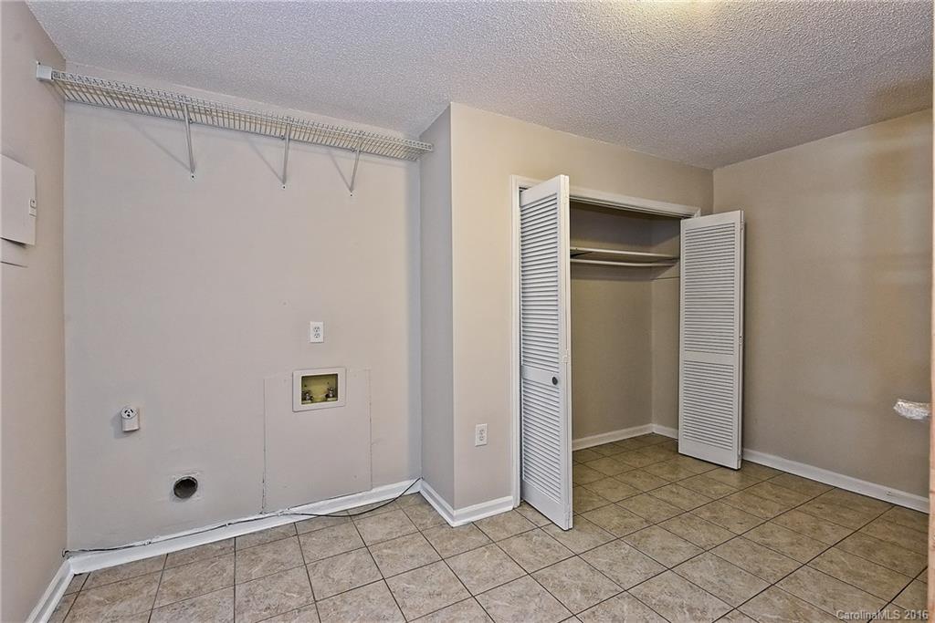 Tega Cay - Residential