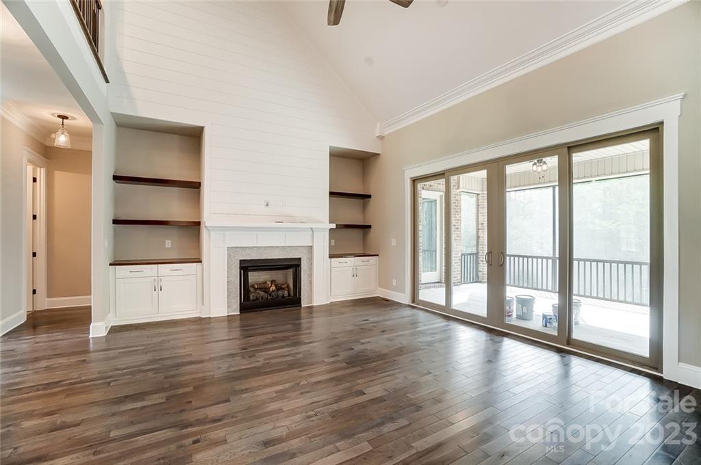 Hunters Place - Residential