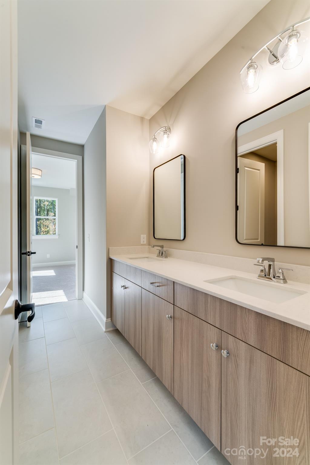 Riverchase Estates - Residential