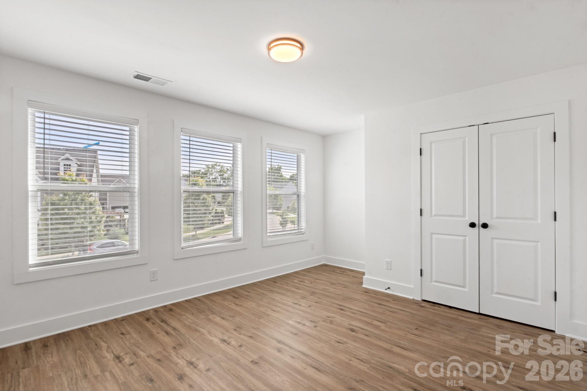 Woodlands Creek - Residential