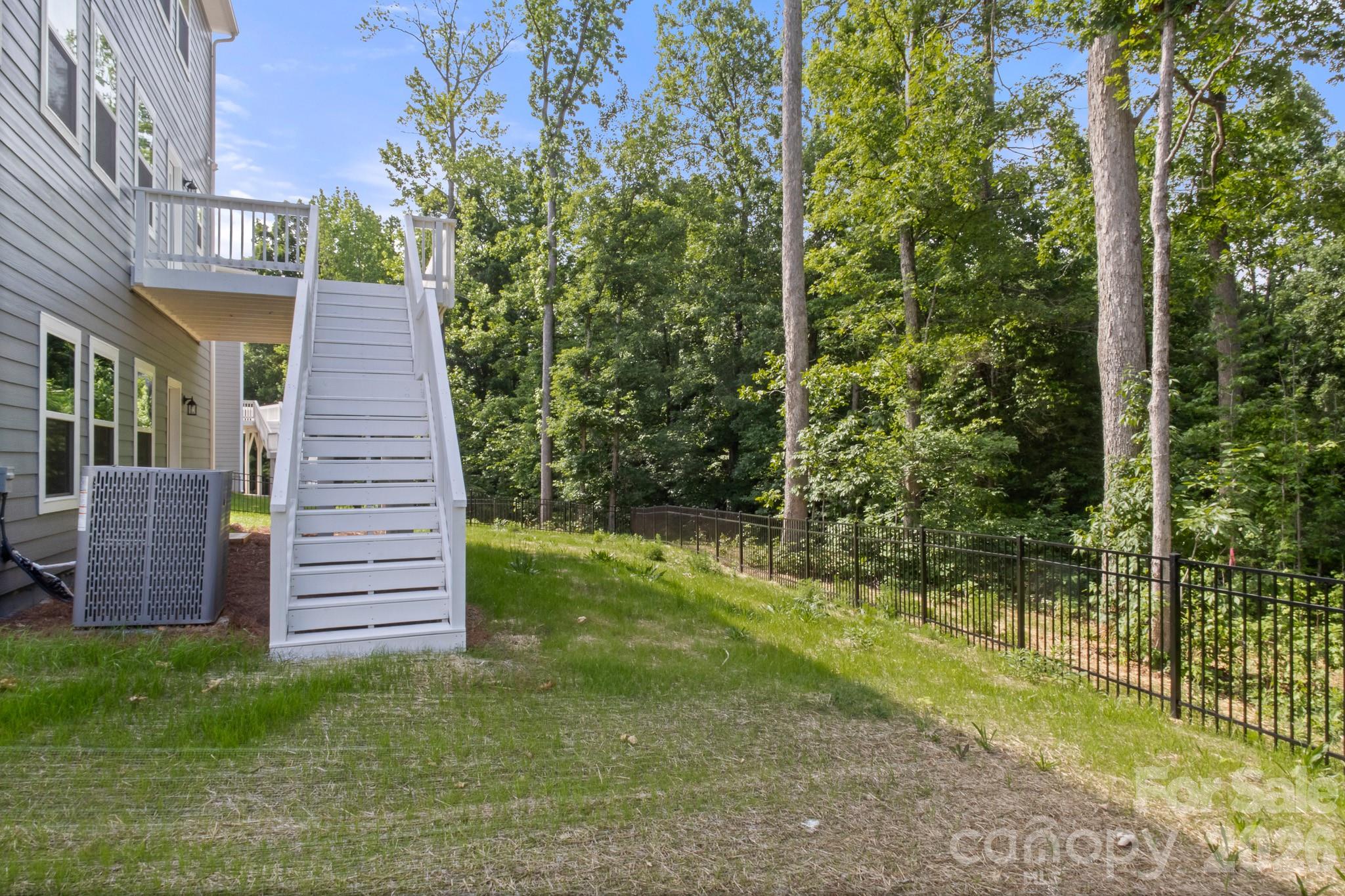 Woodlands Creek - Residential
