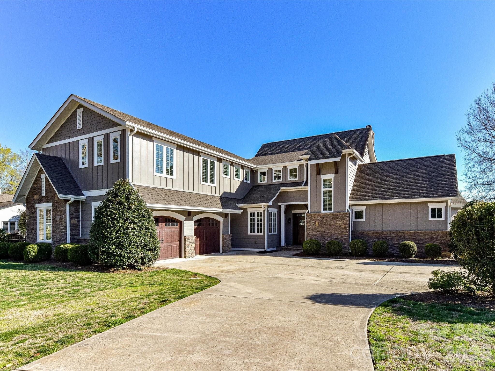 Point Largo - Residential