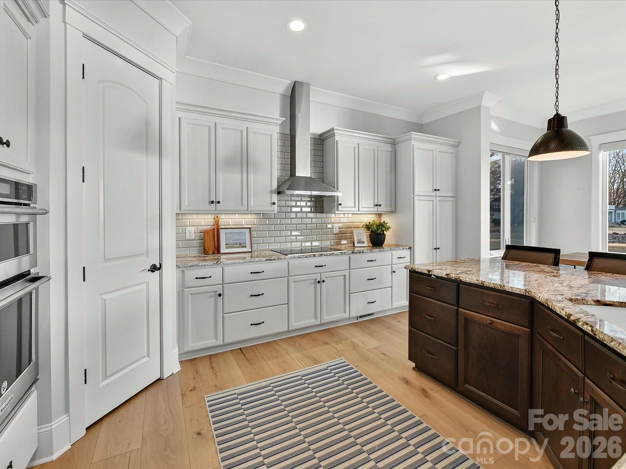 Point Largo - Residential