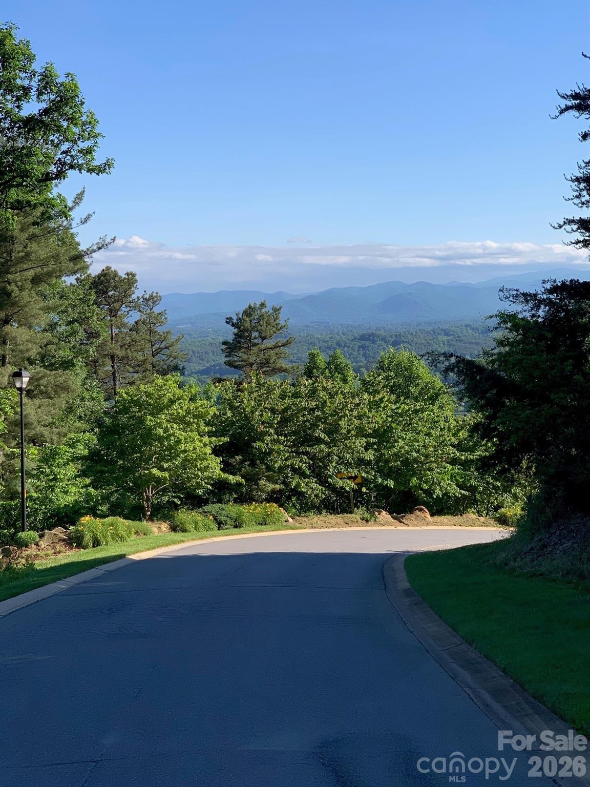 Reynolds Mountain - Land