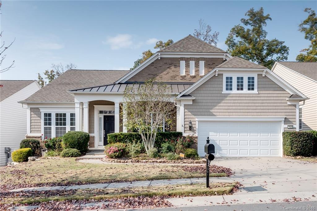 Morningside Lane/finished basement on a premium lot w/ spectacular view of the Fairway and Catawba River. Formal Dining Room and Living Room. Gourmet kitchen w/ SS appliances, tiled floor, granite counters, gas cooktop, island bar, pantry and dining nook. Sunroom, upper deck, and patio with great views. Fully finished walk-out basement w/rec room, bar, exercise room & 4th bed & bath+ unfinished storage. Don't miss this home on the most sought after street in SCCL.55+ active adult community.