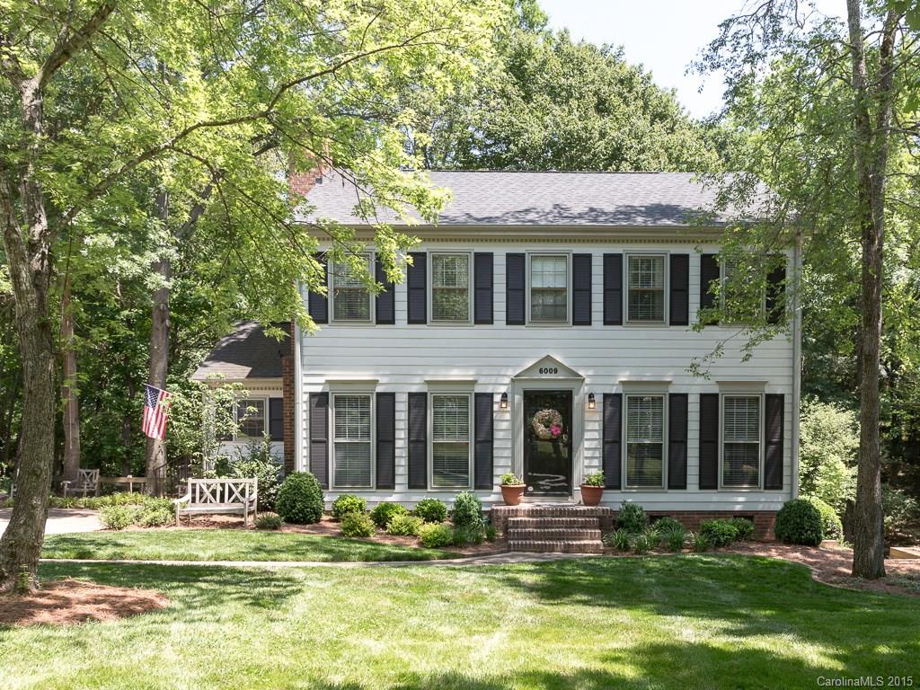 Prime South Park location on a quiet cul-de-sac street! Private setting w/beautiful yard & Large deck on almost 1/2 acre fenced lot. Major kitchen renovation completed 2014 includes custom cabinets w/pull outs, granite, etc. Large master Suite w/very spacious dual walk in closets.Versatile plan w/great spaces! Lots of HARDWOODS! Recent extensive yard project in 2014 including new sod,many new plantings & new great retaining walsl & full irrigation system! A wonderful place to call home!