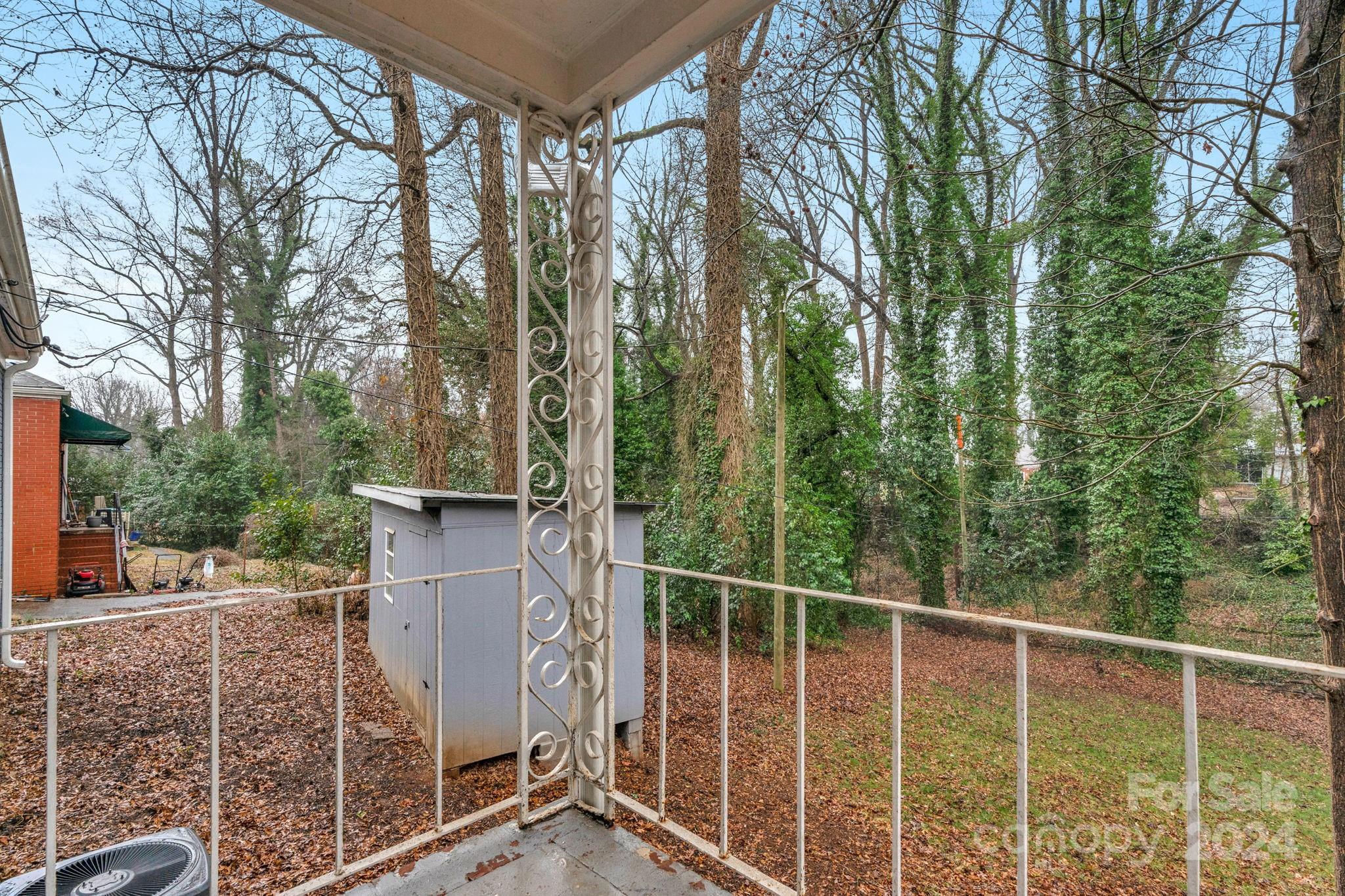 Barringer Woods - Residential
