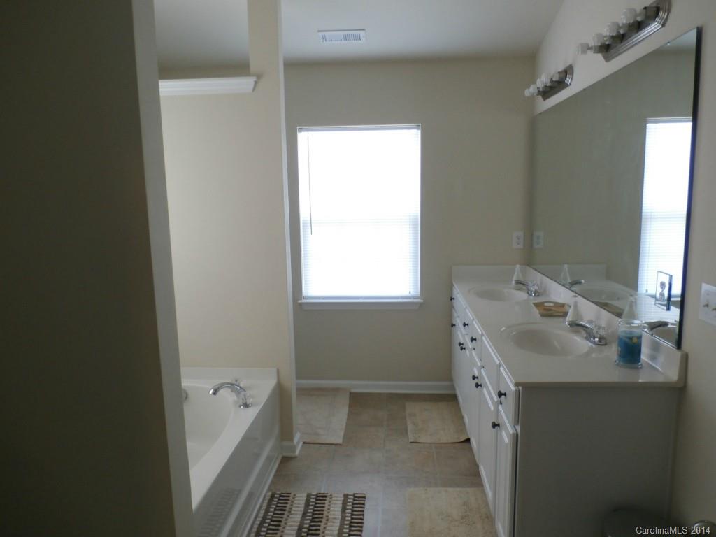 Moss Creek Village - Residential