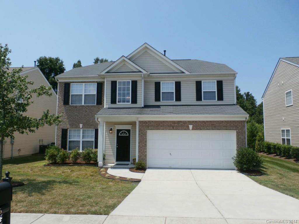 Don't miss this great home in wonderful Moss Creek! Kitchen has brand new tile flooring and tile backsplash. Open floor plan lends itself to entertaining. Great room w/gas fireplace overlooks private backyard. Spacious master bedroom w/huge walk in closet, master bath w/dual sinks, separate tub and shower. Convenient laundry room on 2nd floor. Garage has been finished.  Buy now and enjoy the olympic sized pool w/three slides, tennis courts, basketball courts, playground and so much more!
