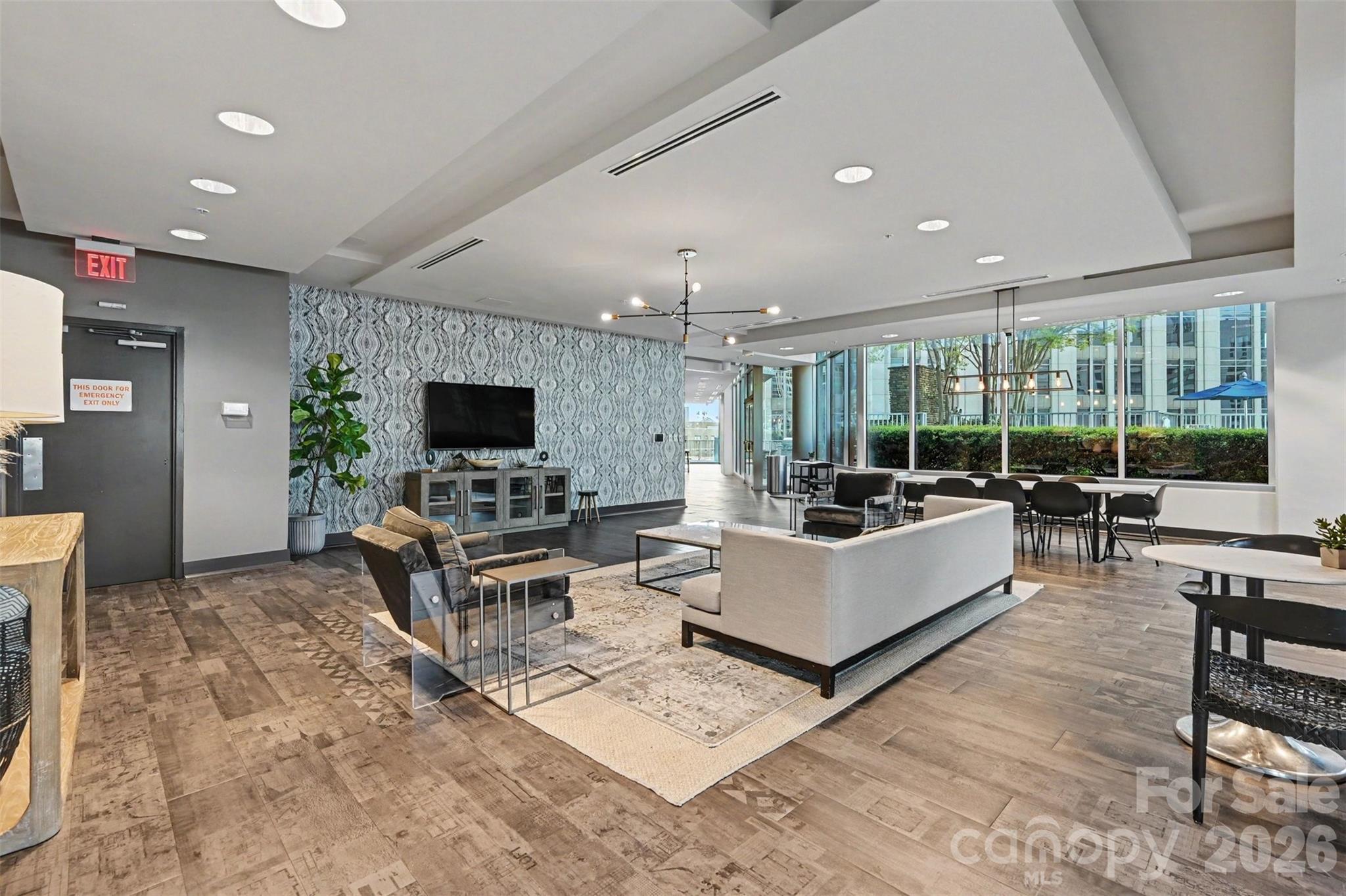 Avenue Condominiums - Residential