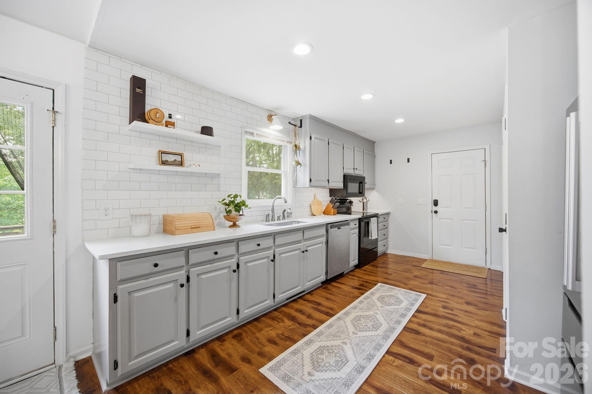 Montclaire - Residential