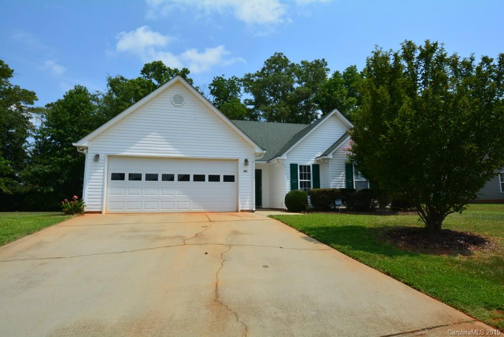 Excellent ranch style plan. Freshly painted interior, along with new carpet and vinyl flooring. Vaulted ceiling and gas fireplace in great room. Tray ceiling in master bedroom, along with double sink vanity, walk-in closet, and garden tub/shower combo in master bath. Back yard private and fenced in with detached storage building. Split bedroom plan. 2 car attached garage. This is it! Convenient location, ready for new owners!