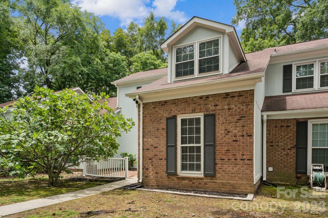 Exceptional value in South Charlotte! This beautiful and well-maintained townhome in the heart of South Charlotte with soaring ceilings, an open floor plan that creates a bright, and two private bedroom suites! Enjoy a private fenced patio for relaxing or entertaining. Conveniently located just minutes from Ballantyne, SouthPark, shopping, dining, I-485, and top everyday amenities. Move-in ready and low-maintenance living at its best!