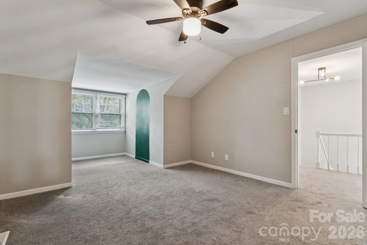 Renaissance On Carmel - Residential