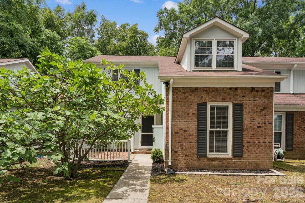 Renaissance On Carmel - Residential