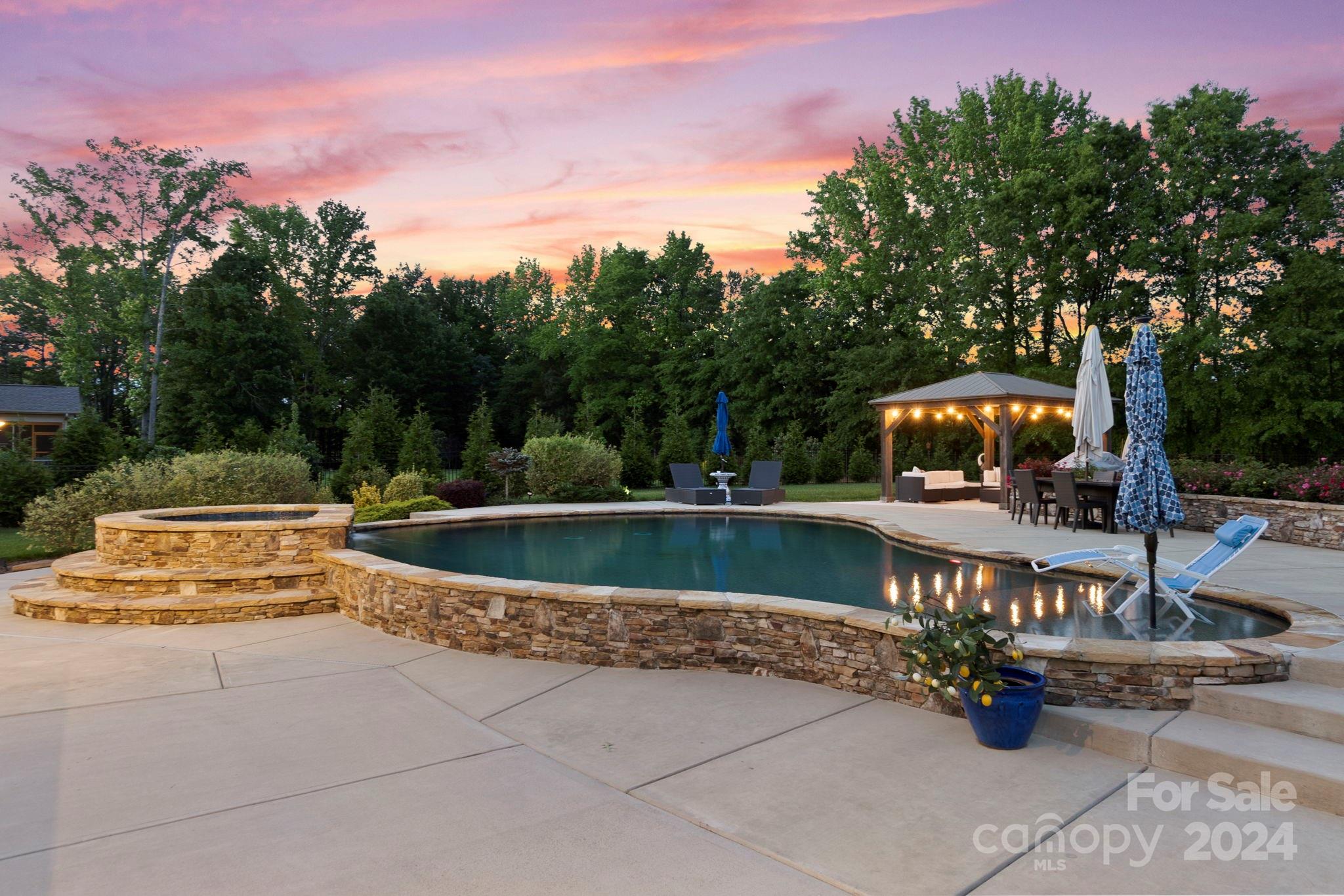 Brentwood - Residential