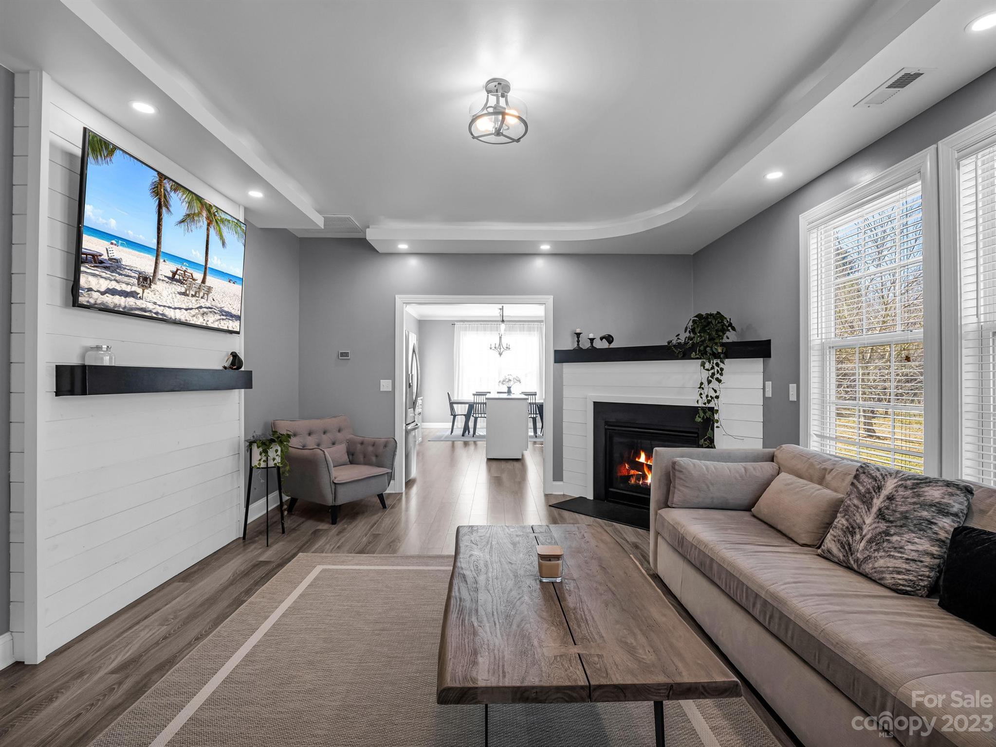 Waightstill Mountain - Residential
