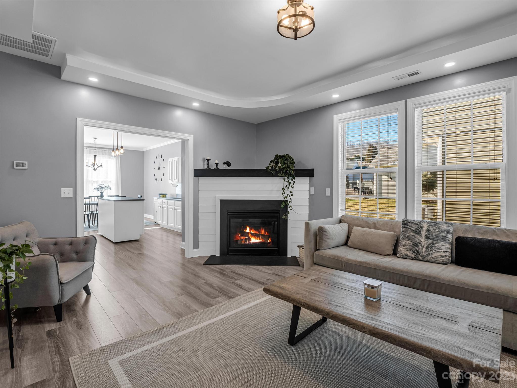 Waightstill Mountain - Residential