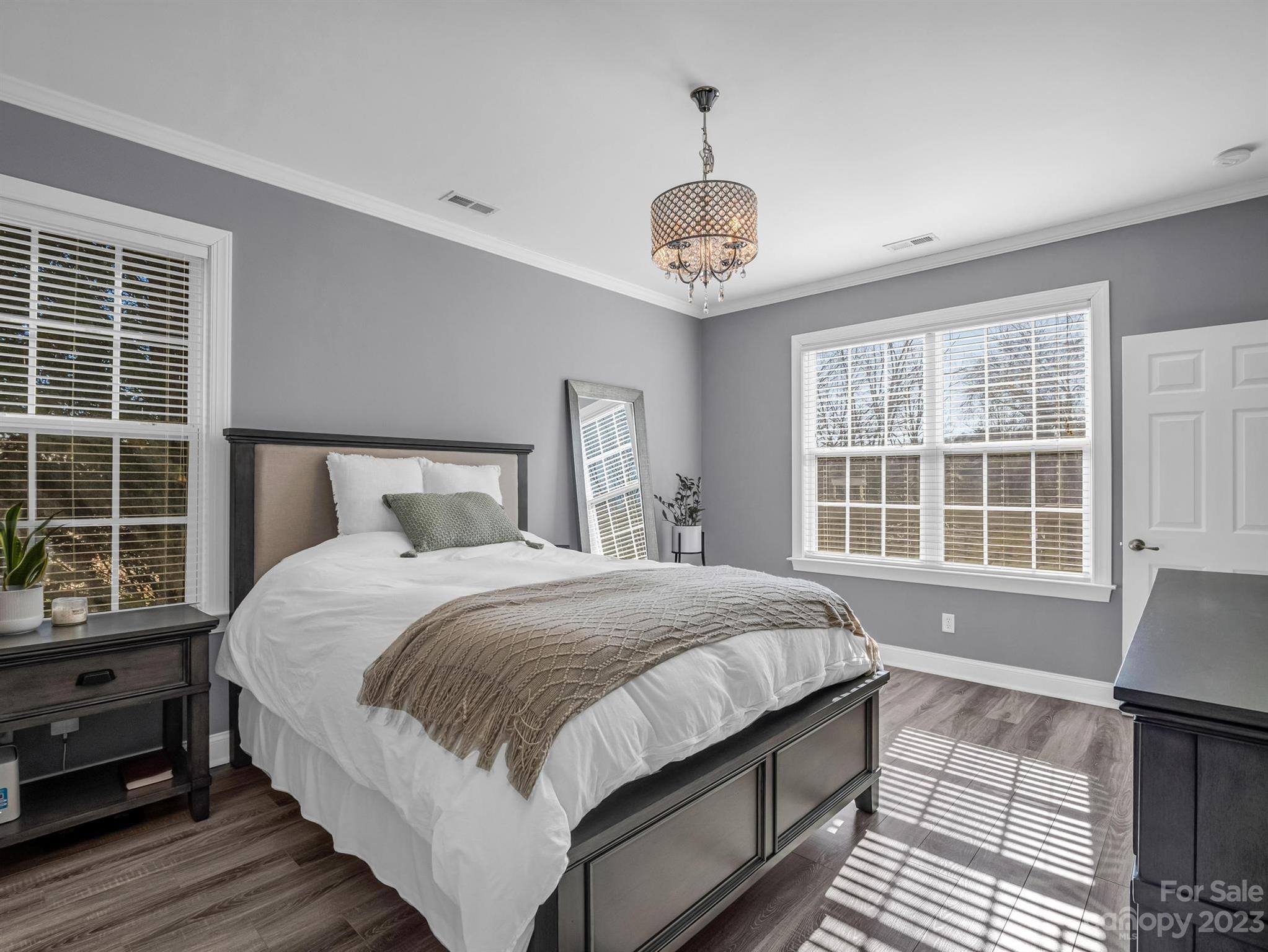 Waightstill Mountain - Residential
