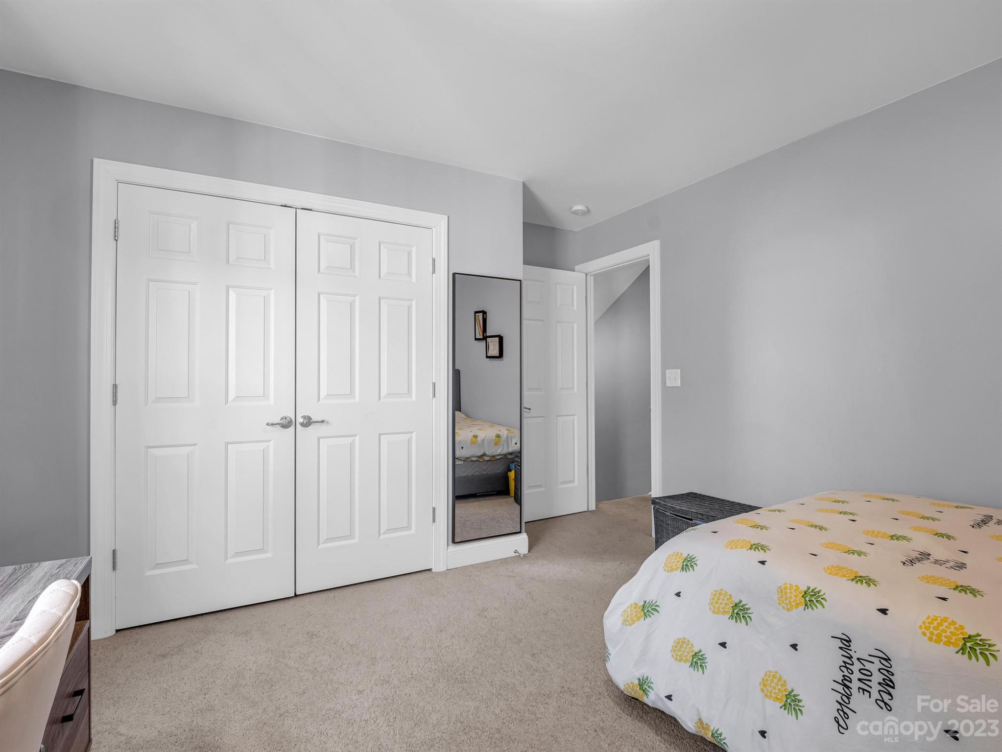 Waightstill Mountain - Residential