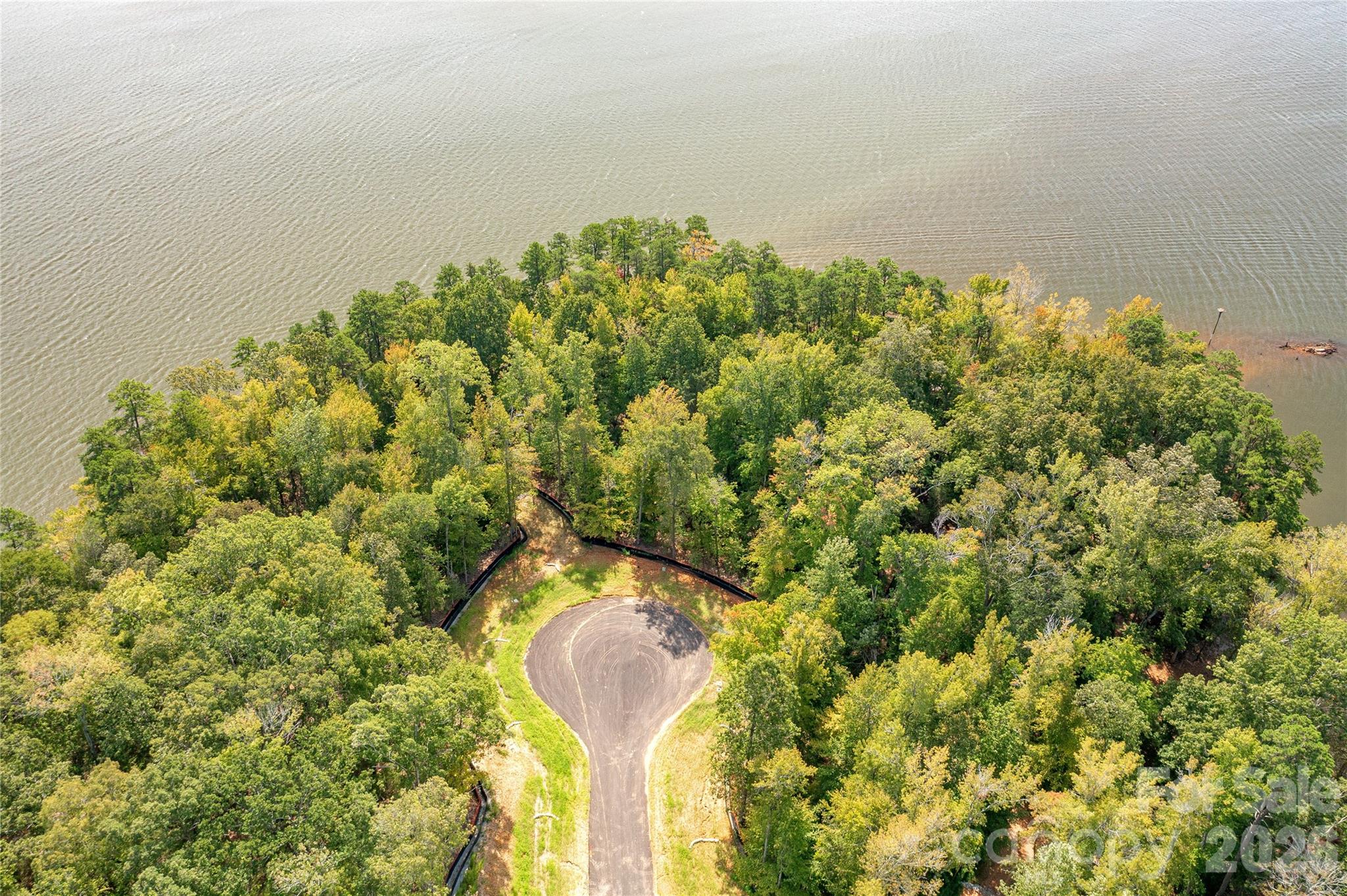 McLean - South Shore - Land