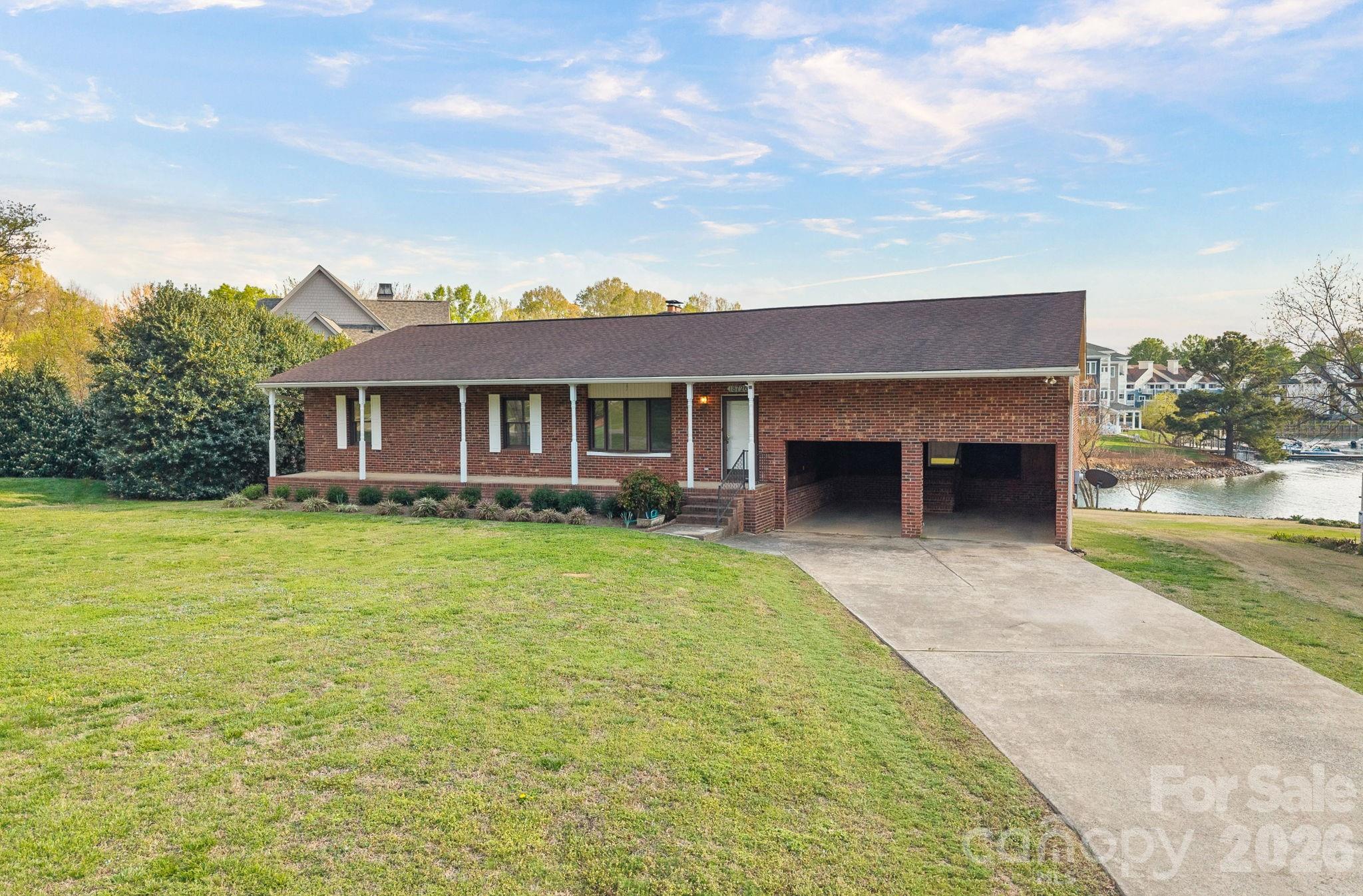 Bluff Point - Residential